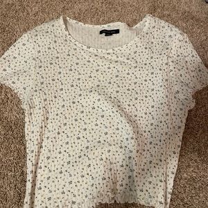Floral short sleeve crop